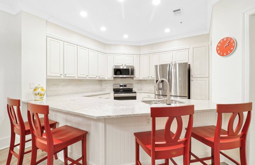Palmetto Dunes Villa | Luxury Wendover Dunes villa, steps to ocean