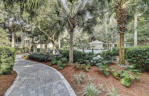 Palmetto Dunes Villa | Luxury Wendover Dunes villa, steps to ocean