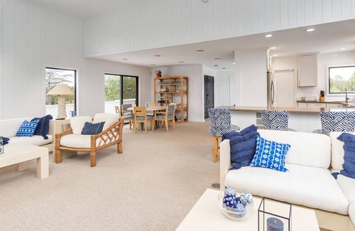 Westhampton Beach House | Luxury Westhampton Beach Heated Pool Home with Hot Tub and Tennis Court