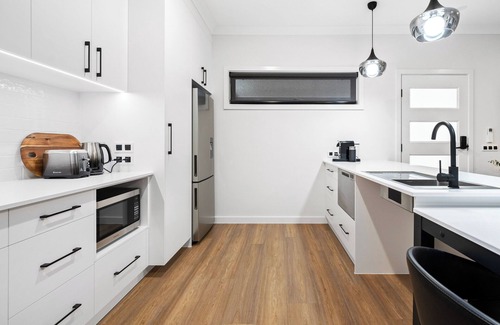 Mount Gambier Apartment | Luxury Wheelchair Accessible Accommodation,