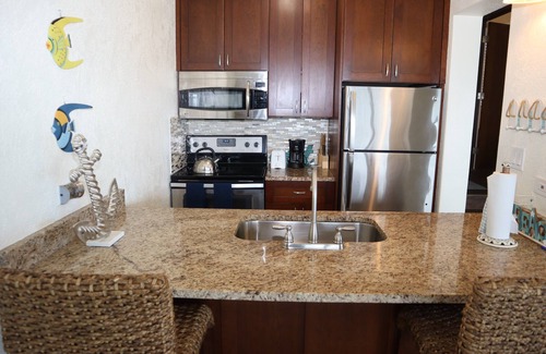 Frydendal Condo | Luxury with Amazing Ocean Views, near pool and restaurant. D24