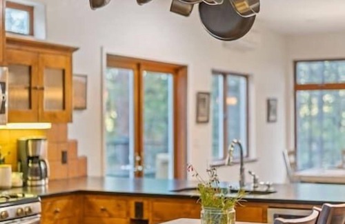 Groveland Villa | Luxury Yosemite Retreat at Quail Crossing