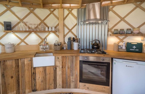 Sandown Cottage | Luxury Yurts on The Garlic Farm sleeping 2 - 6