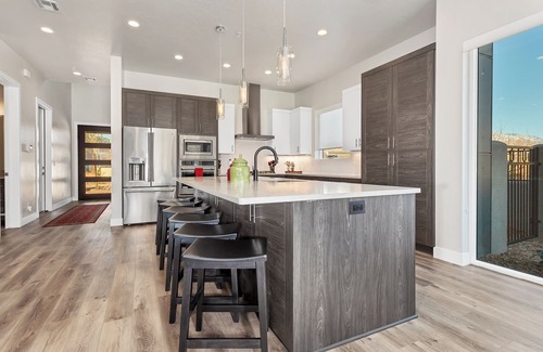 Washington House | Luxury Zion Desert Getaway-Private Pool!