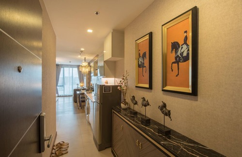 Chang Khlan Condo | ★Luxury1BR 5mins Chiang Mai Night Bazaar Roof Pool
