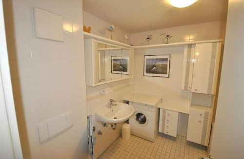 Innenhafen Apartment | Luxus Kapitänswohnung 'Helgoland-Avantgarde'
