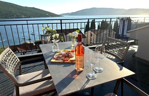 Kumbor Apartment | Luz del Mar