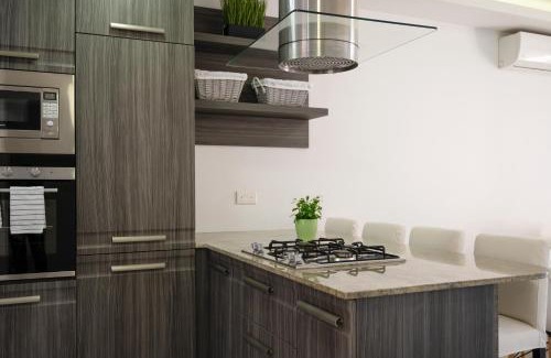 Xlendi Apartment | Luzzu - Family Friendly Maisonette
