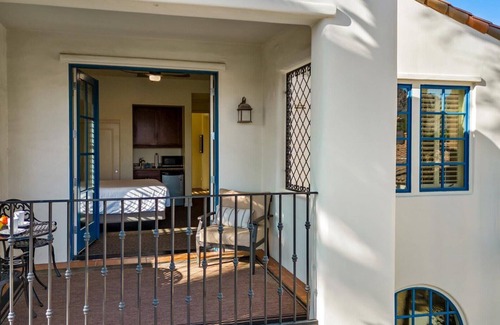La Quinta Apartment | LV000 Freshly Furnished Upstairs LV Studio