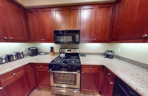 La Quinta Apartment | LV111 One Bedroom Legacy Villa Near Main Pool