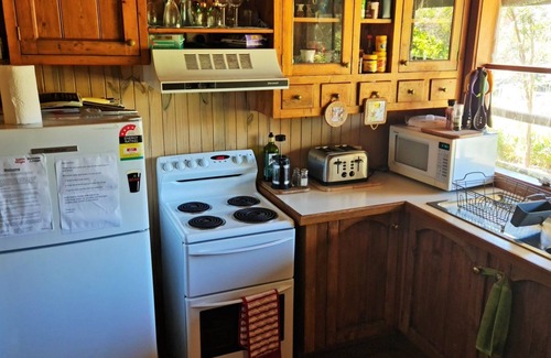 Ventnor House | Lyall Street Beach Cabin