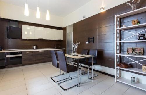 Petrovskoye Apartment | Lyapunova Atmospheric Apartment