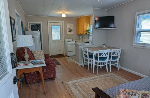 Port Austin Cottage | LYC Cottage #4