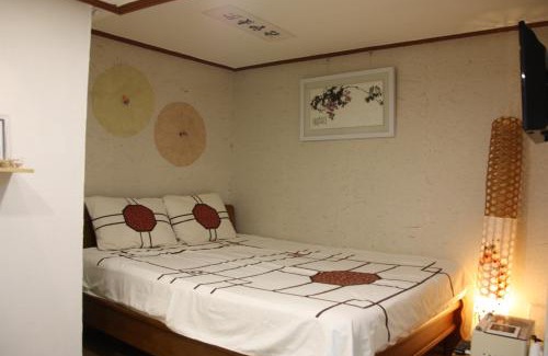 Seochon House | Lydia Craft Guesthouse