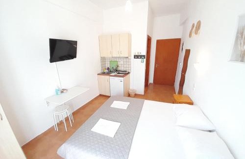 Therma Apartment | Lydia Mare