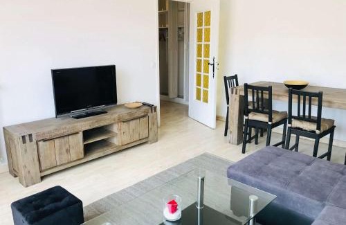 Lazaret Apartment | Lympia - one bedroom apartment near the port
