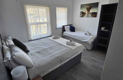Blackpool Town Center Hotel | Lynbar Hotel
