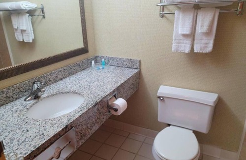 Central Business District Hotel | Lynchburg Grand Hotel