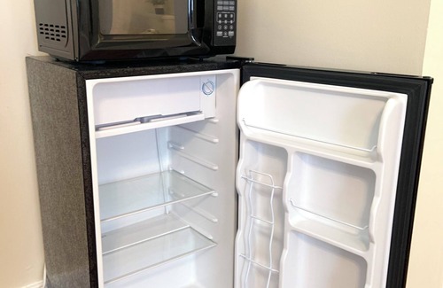 Lynchburg House | Lynchburg Suite- Private Entrance, Close to LU/UL