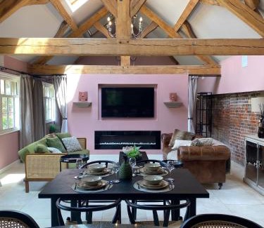 Thetford House | Lynford Holiday Cottages nestled in the heart of Thetford Forest
