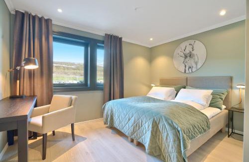 Lyngen Cabin | Lyngen Experience Lodge