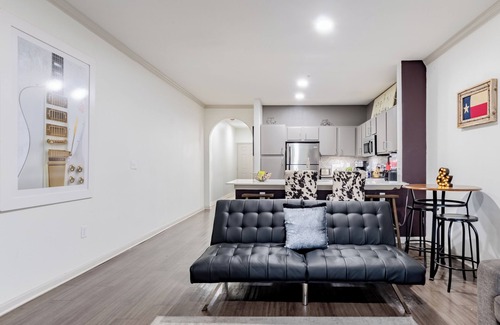 Travis Heights Apartment | Lynn's Lodging