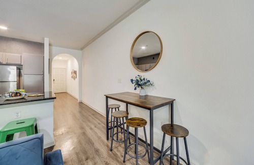Travis Heights Apartment | Lynn's Lodging