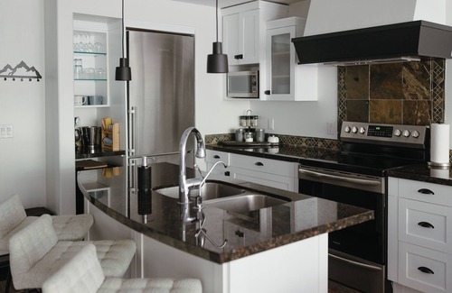 Canmore Condo | Lynx Lair | Ground-Floor Solara w/Private Patio