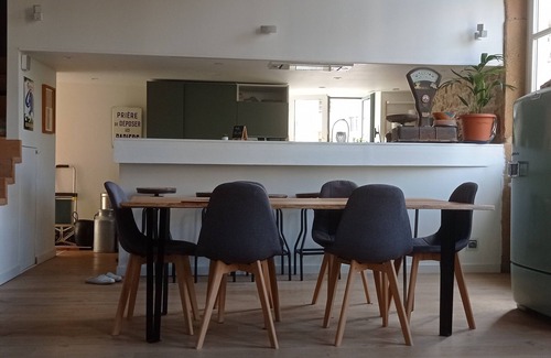 4th Arrondissement Apartment | Lyon : quiet and bright typical canut 8 pers