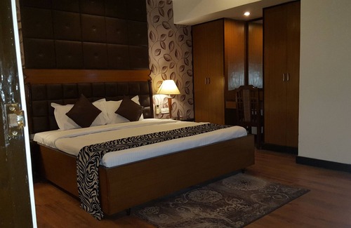 Dharmatala Hotel | Lytton Hotel