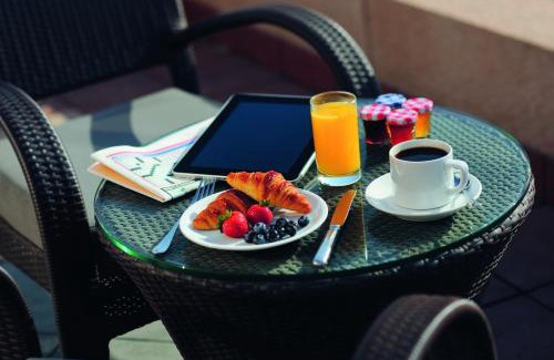 Muharraq Hotel | Mövenpick Hotel Bahrain