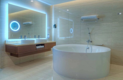 Sepang Hotel | Mövenpick Hotel & Convention Centre KLIA
