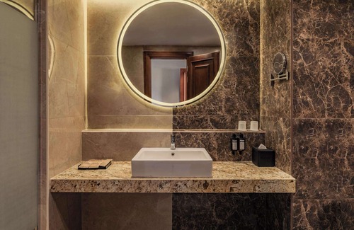 6th of October City Hotel | Mövenpick Hotel Cairo - Media City