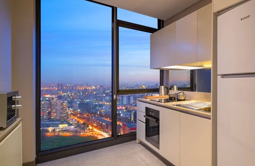 Bagcilar Hotel | Mövenpick Living Istanbul West