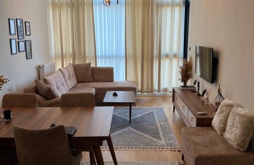 Bagcilar Apartment | Mükemmel konumda ultra lüks mobilyalı daire