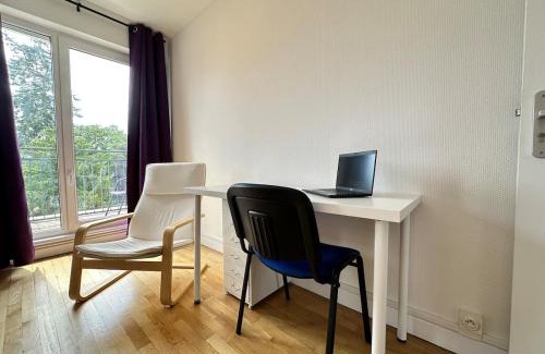 Devant-les-Ponts Apartment | M Lorry Pop Art 3 chambres avec balcons proche Metz