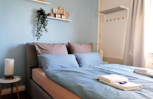 Western Ring Area Apartment | M-OASE Blue Design I Citynah I Küche I Netflix