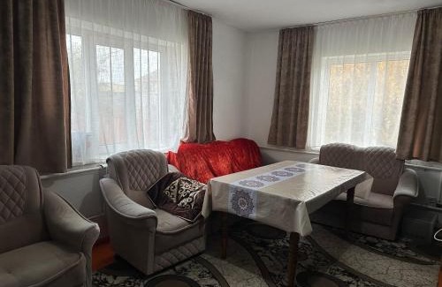 Karakol House | M-otel