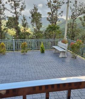 Elappara Villa | M R holiday home