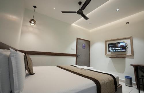 Belagavi Hotel | M R Residency Belagavi