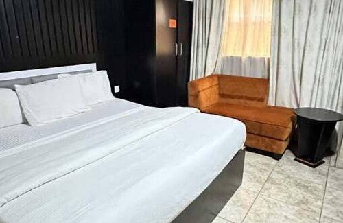 Ikeja Hotel | M-Square Hotel GRA IKEJA