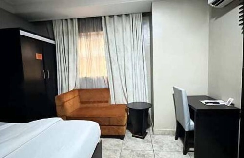 Ikeja Hotel | M-Square Hotel GRA IKEJA