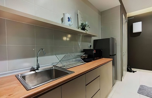 Bandar Menjalara Condo | M Suite Menjalara Free Gym Pool