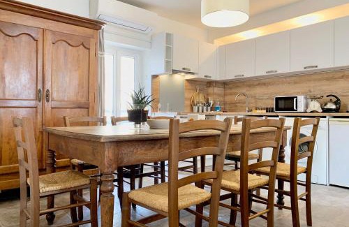 Voiron Apartment | #M0 Le charme voironnais T3 6 persons City center