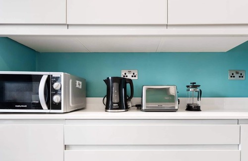 Pembridge Apartment | M03 - Bright Notting Hill Apartment By Portobello