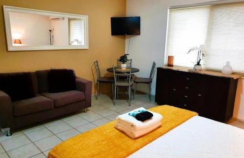 West Perth Apartment | M104 West Perth Studio Apartment near Kings Park
