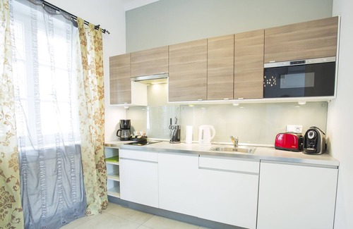 Srodmiescie Apartment | M13 - ROYAL ROUTE RESIDENCE