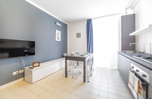 Chinatown Apartment | M5 MONUMENTAL URBAN APARTMENT X5!