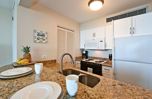 Honokowai Condo | MA 1113 Relaxing BeachFront Studio w AC