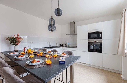 Wijk van de Squares Apartment | MA - Conseil VI - Two Bedroom Apartment, Sleeps 6